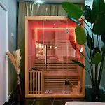 Jacuzzi - Sauna - Rdc 2 Versailles