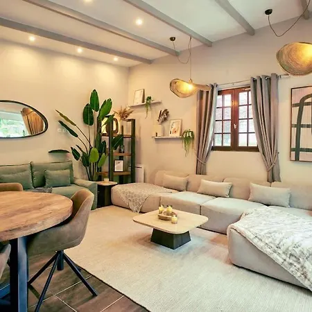 Jacuzzi - Sauna - Rdc 2 Appartement *