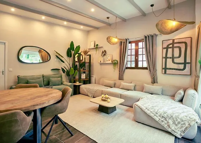 Jacuzzi - Sauna - Rdc 2 Appartement *