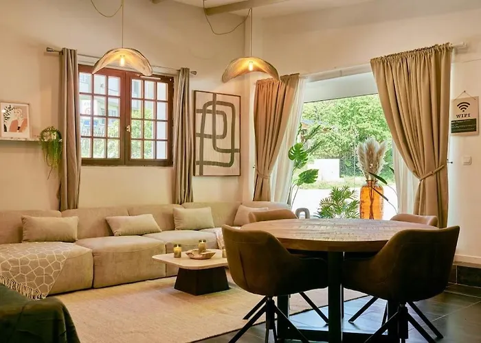 Jacuzzi - Sauna - Rdc 2 Versalles