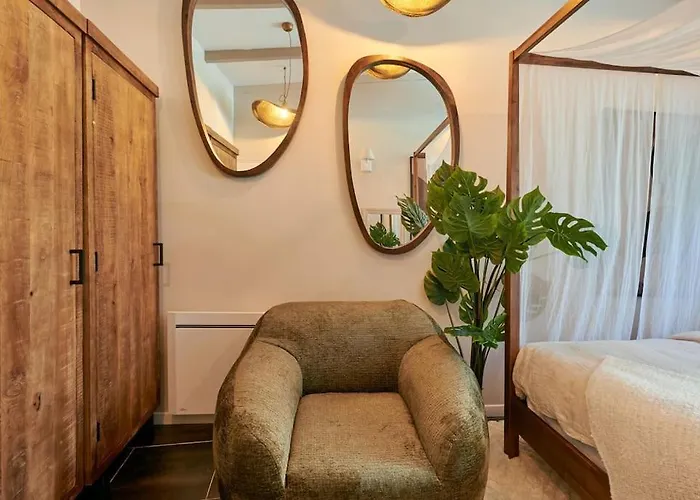 Jacuzzi - Sauna - Rdc 2 Appartement Versailles