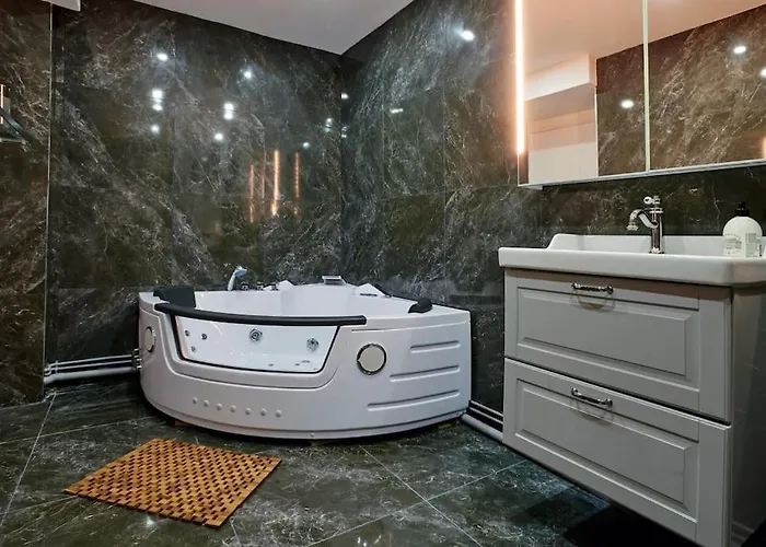 Jacuzzi - Sauna - Rdc 2 Versailles